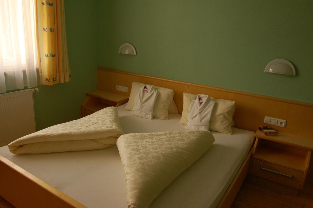 Siegele Irmgard Apartment Капл Стая снимка